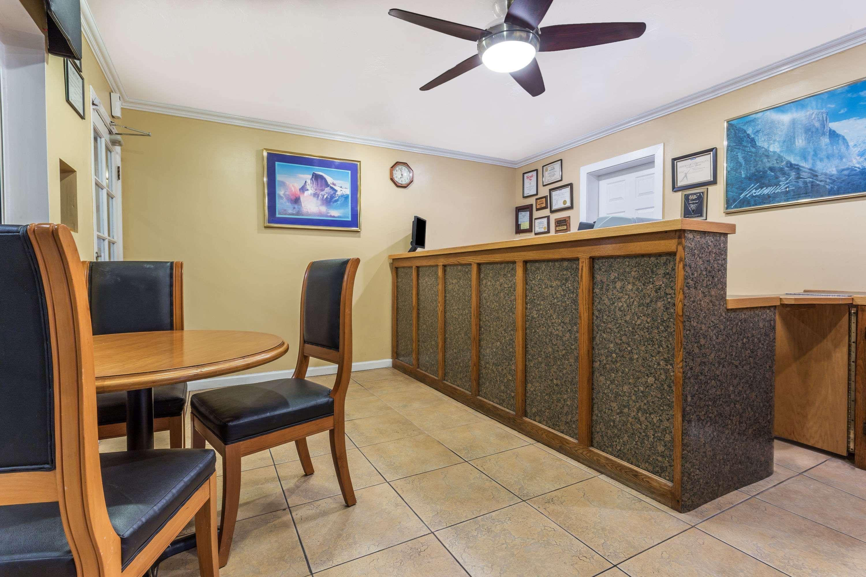 Hotel Yosemite Parkway Merced Zewnętrze zdjęcie